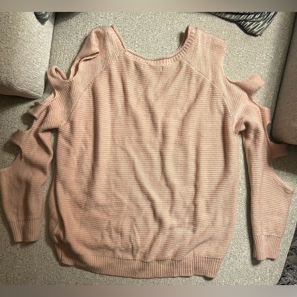 She + Sky Ultra Soft Pale Pink Caged Sleeved Sweater - Picture 3 of 5